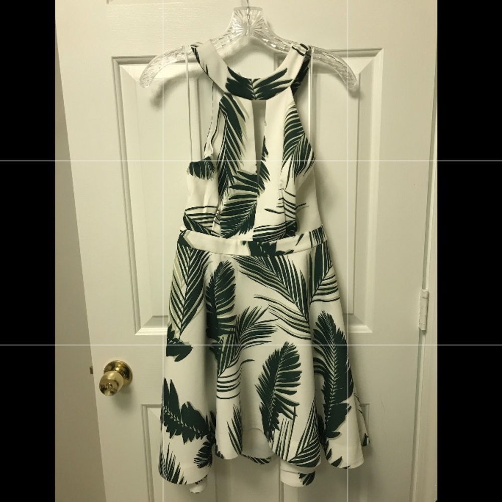 Palm print dress size small